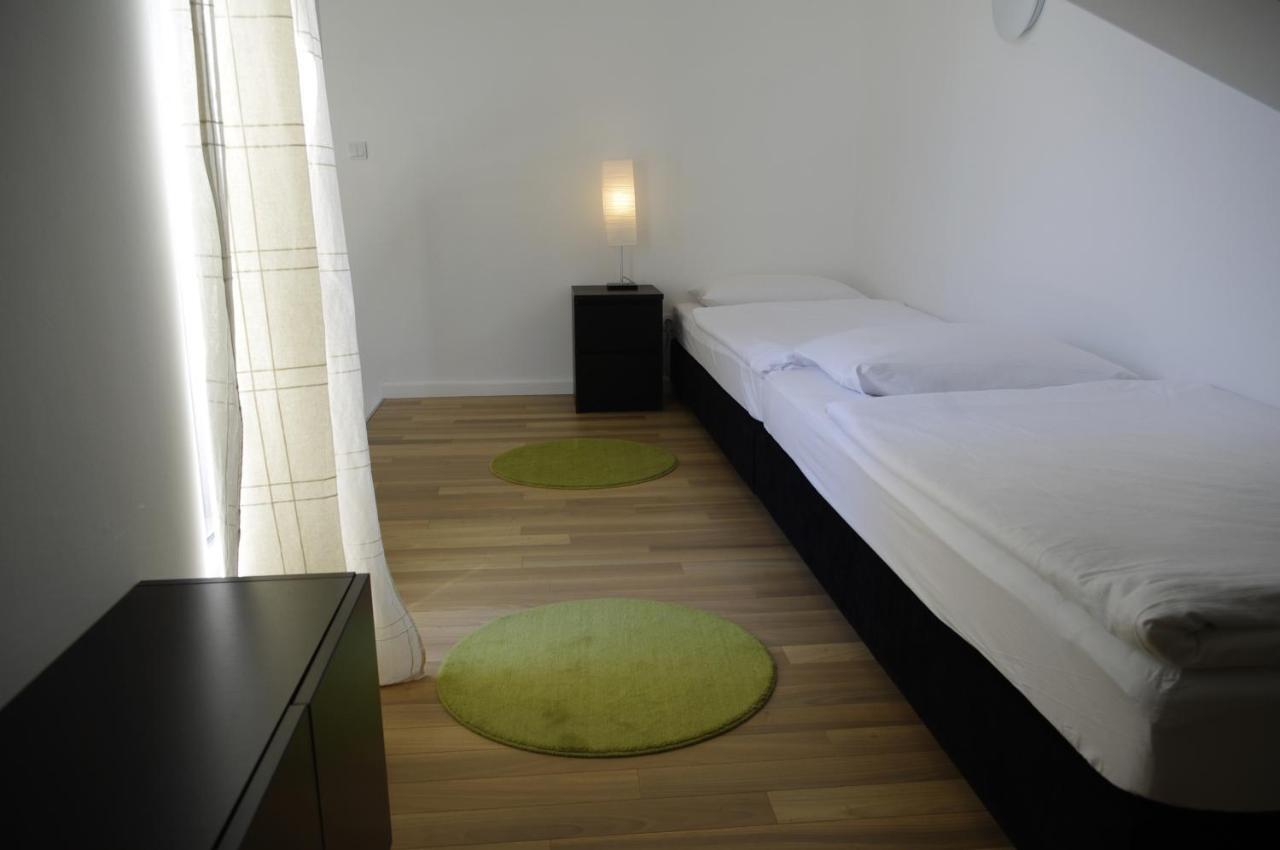 Santis10 Apartment